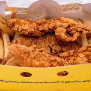Buc-ee’s Chicken & Fries